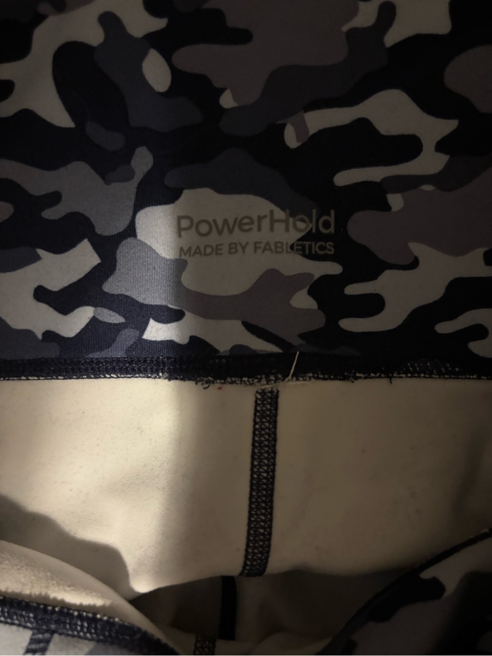 Fabletics Blue Camo Set - Picture 6 of 6